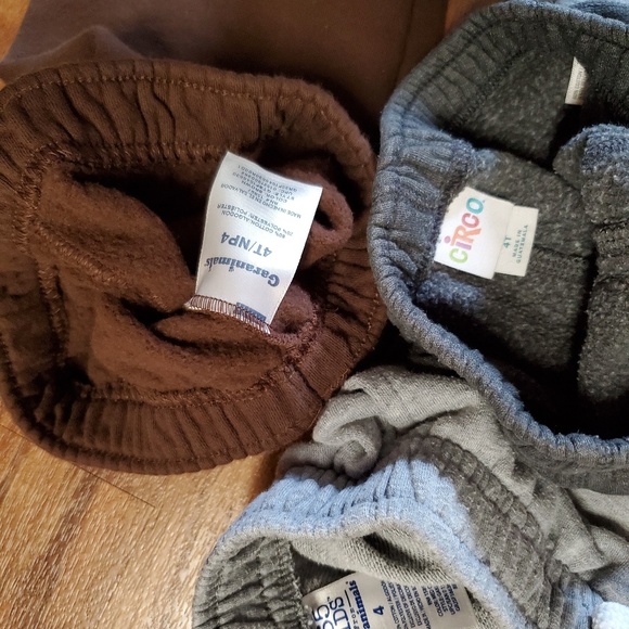 4t sweatpants bundle - Picture 2 of 2